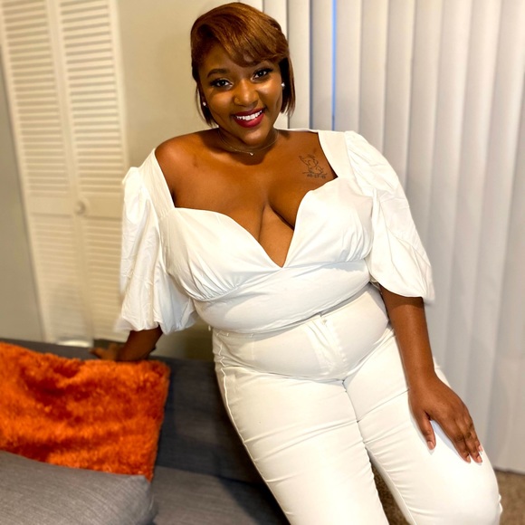 Profile Picture of Shirley Dorsainvil (@shirleydor_) on Poshmark