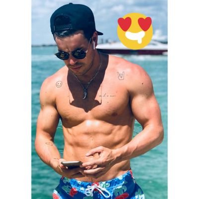 Profile Picture of Amor_A_Mario_Houses (@HousesAmor) on Twitter