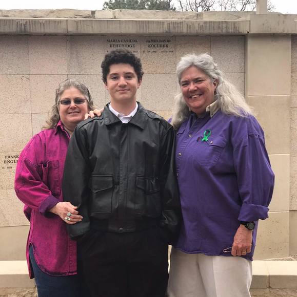 Profile Picture of Buzzy Buswold (@bbuswold) on Poshmark