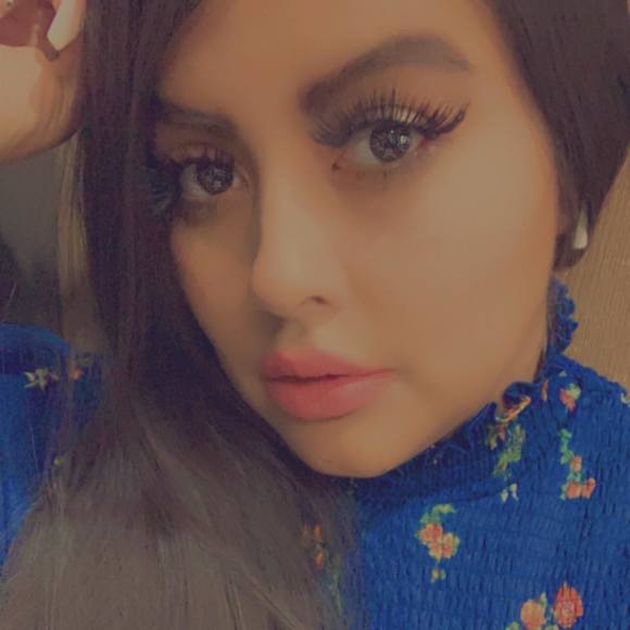 Profile Picture of Judith Devora (@judithdevora) on Poshmark