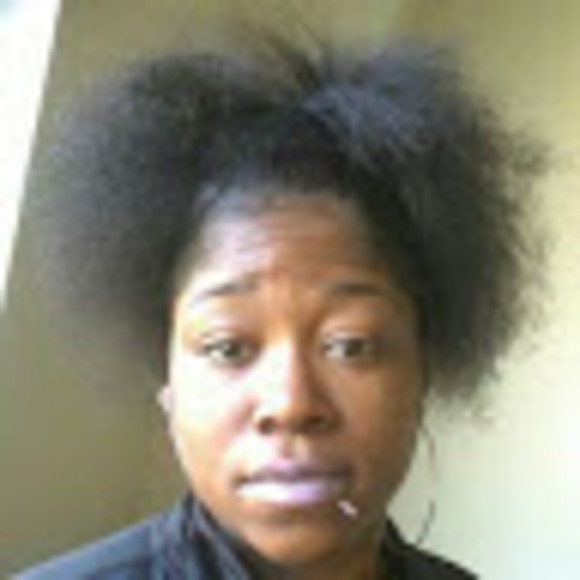 Andrea Andrea - Poshmark Profile Picture of Andrea Andrea (@andreaandrea637) on Poshmark