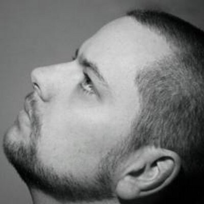 Profile Picture of Robert McNicol (@DJ_Robbie_Mac) on Twitter