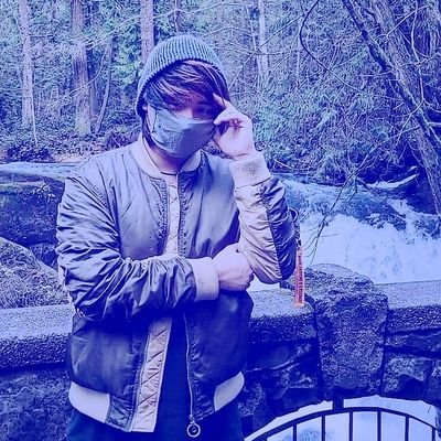 Profile Picture of Jin Woo (@jinpaisenpai) on Twitter