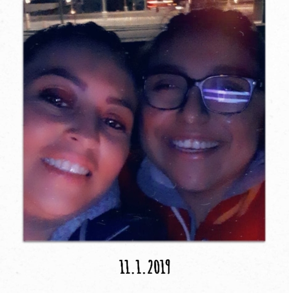 Profile Picture of Arenita nery Nery (@nadianery11_) on Poshmark