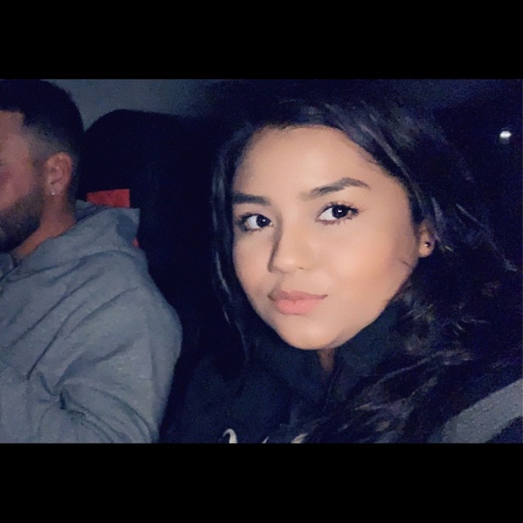 Profile Picture of Ivonne Alvarez (@ivone1) on Poshmark