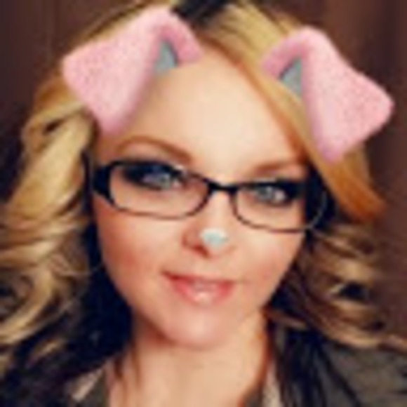 Profile Picture of Tiffany Wilding (@twilding0403) on Poshmark