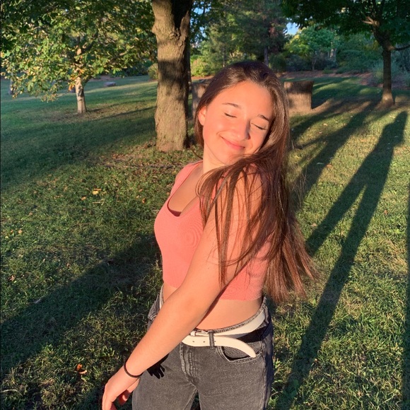 Profile Picture of Justine Picard (@justine2804) on Poshmark