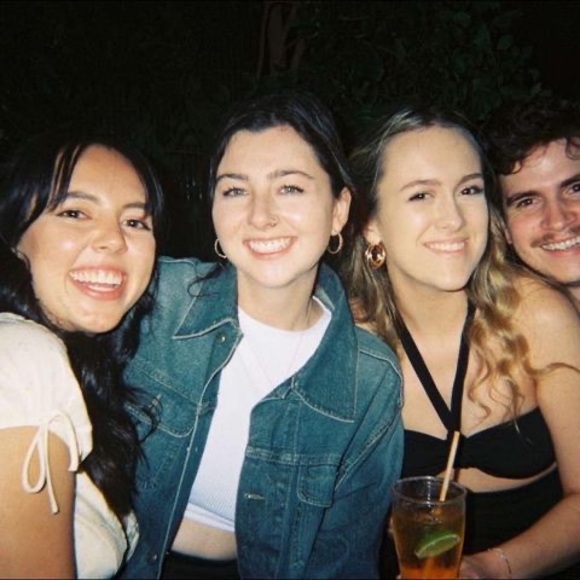 Profile Picture of Abbey Chris (@abbey_chris) on Poshmark