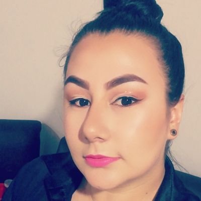 Profile Picture of Angie Arredondo (@AngieAr65649553) on Twitter