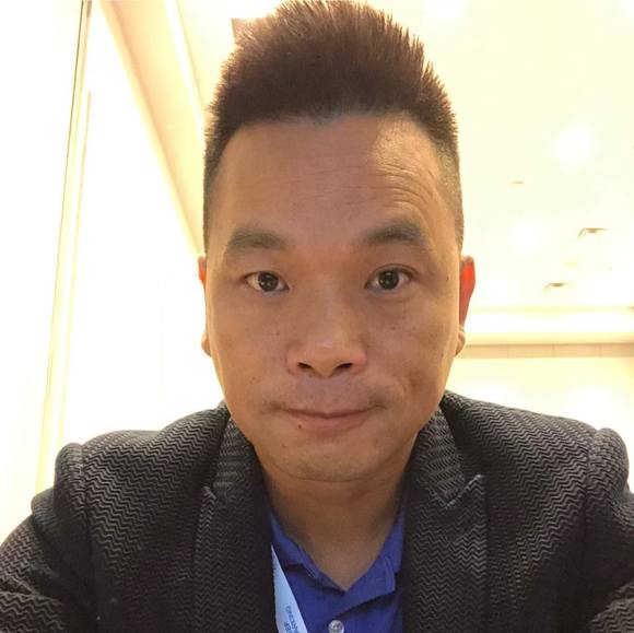 Profile Picture of Kevin Huang (@huangsky3) on Poshmark