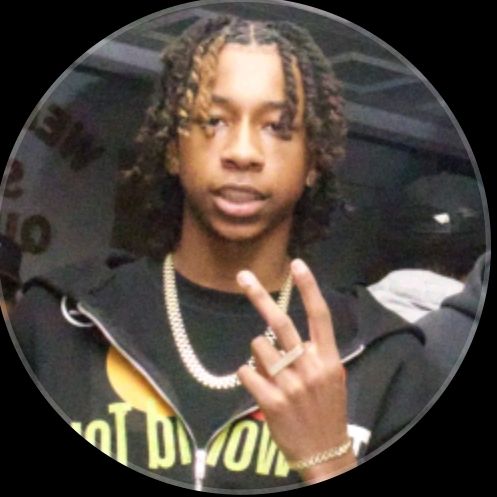 Profile Picture of cheeko (@cheekoobeex) on Tiktok