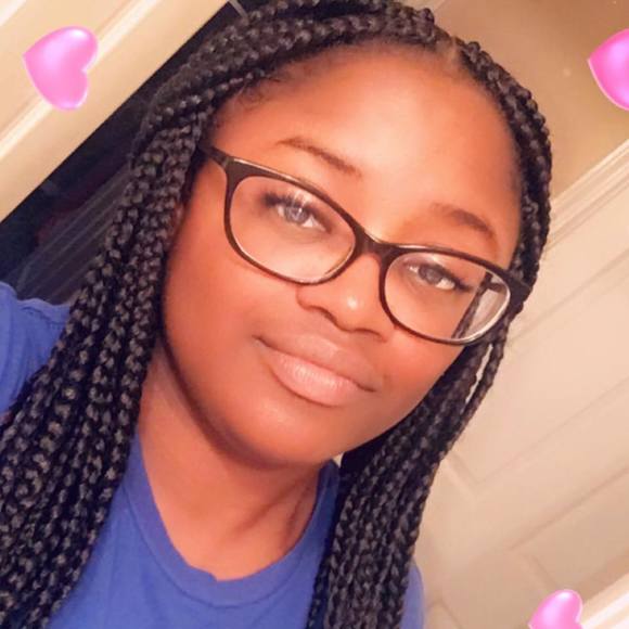 Profile Picture of Dannielle Dunlap (@dannielledunlap) on Poshmark