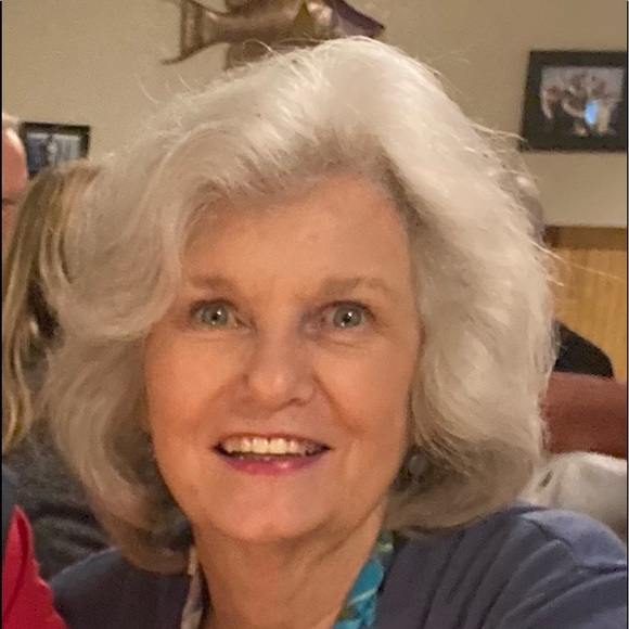 Profile Picture of Rita Rhodes (@ritacbr) on Poshmark