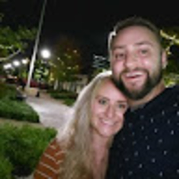 Profile Picture of Chris Lathangue (@chrislathangue) on Poshmark