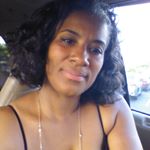 Profile Picture of Rashida Moore (@thehottestnailsandweaves) on Instagram