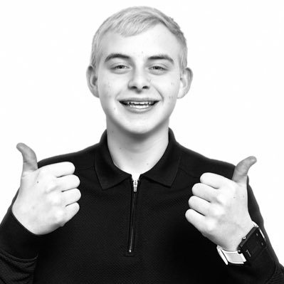 Profile Picture of Sam Harrellon Twitter