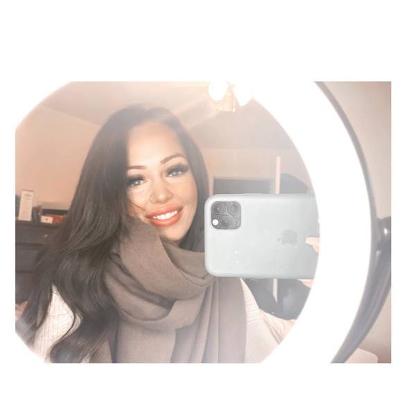 Profile Picture of Carly Mccagherty (@carlymccagherty) on Poshmark