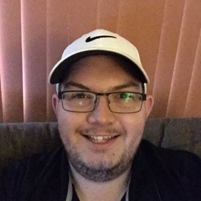 Profile Picture of Scott Howlett (@Bulkhead25) on Twitter