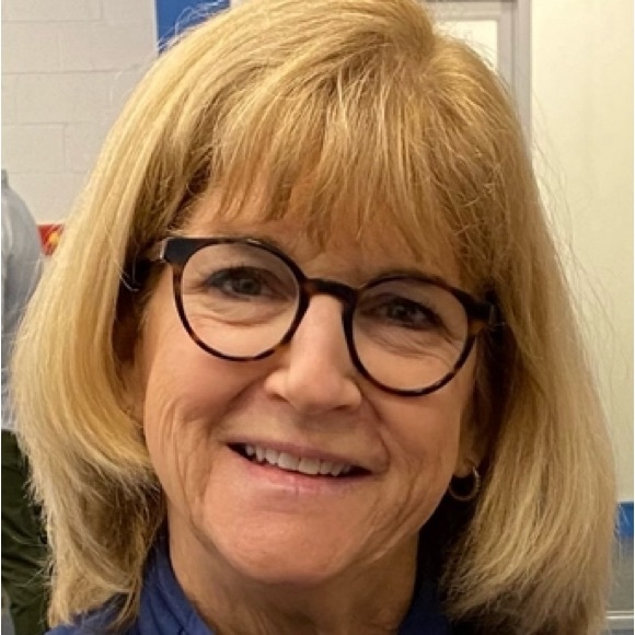 Profile Picture of Kim Wolff (@kmwolff6) on Poshmark