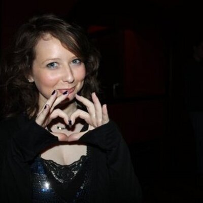 Profile Picture of Carol Buckley (@carollovesmarie) on Twitter