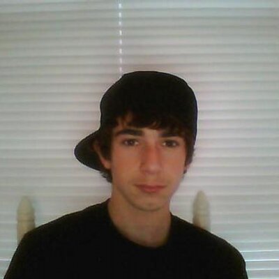 Profile Picture of Matthew Frownfelter (@GarnetArmy14) on Twitter
