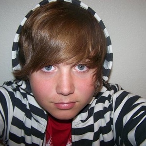 Profile Picture of Andrew Schnepp (@skater_4_life_bitch) on Myspace