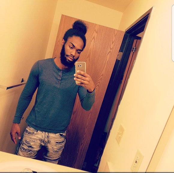 Profile Picture of Jacques Gray (@jacquesgray) on Poshmark