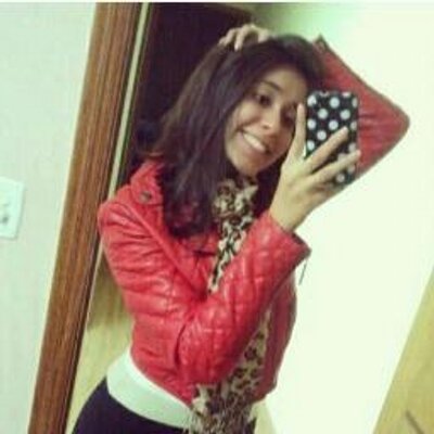 Profile Picture of Juju (@_juliapaulino) on Twitter