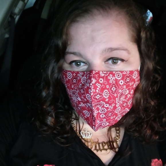 Profile Picture of Vanessa Hobbs (@bbyv573) on Poshmark