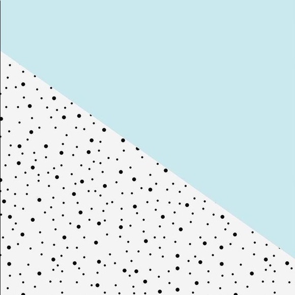 Profile Picture of Sydney Erbes (@kendal720) on Poshmark