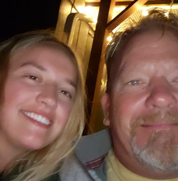 Profile Picture of Roger Krenning (@krenningroger2) on Poshmark