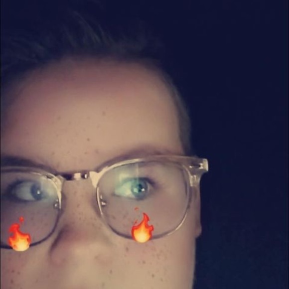 Profile Picture of Brennen Hjelle (@hjellebrennen63) on Poshmark