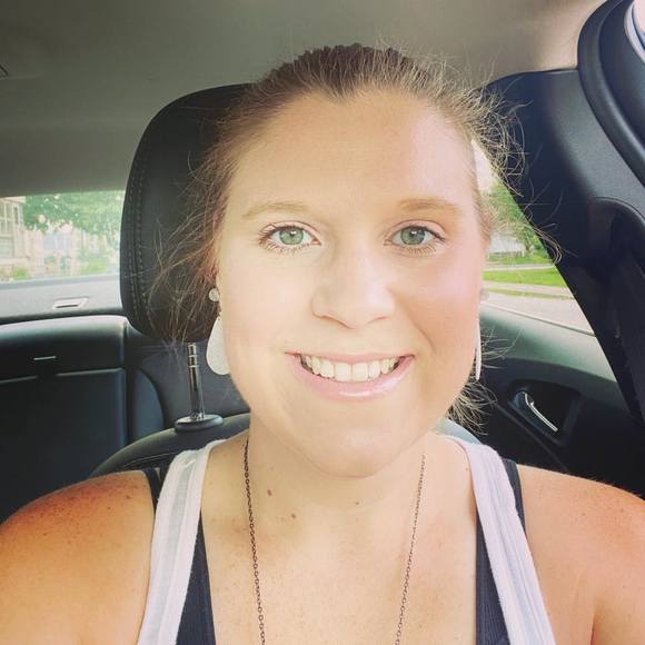 Profile Picture of Cordelia Sanders (@cksanders3) on Poshmark