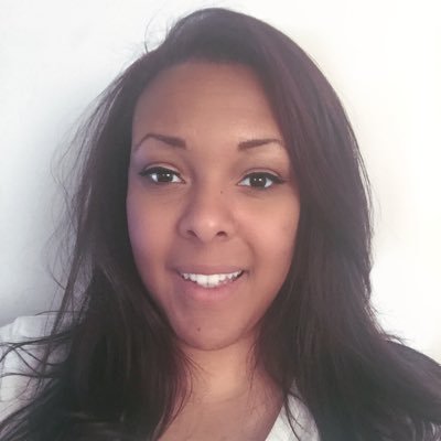 Profile Picture of Roxanne Dobson (@dobson_roxanne) on Twitter
