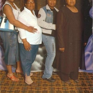 Profile Picture of Rosalind Arnold (@shell31imhotanyounot) on Myspace