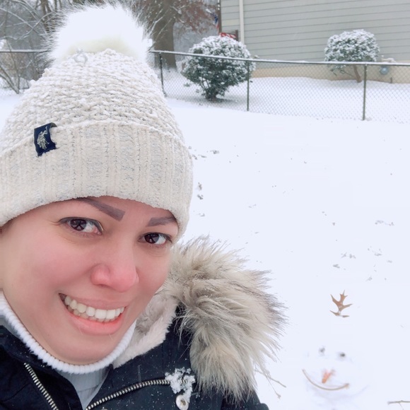 Profile Picture of Emilce Ferro (@emyfele) on Poshmark