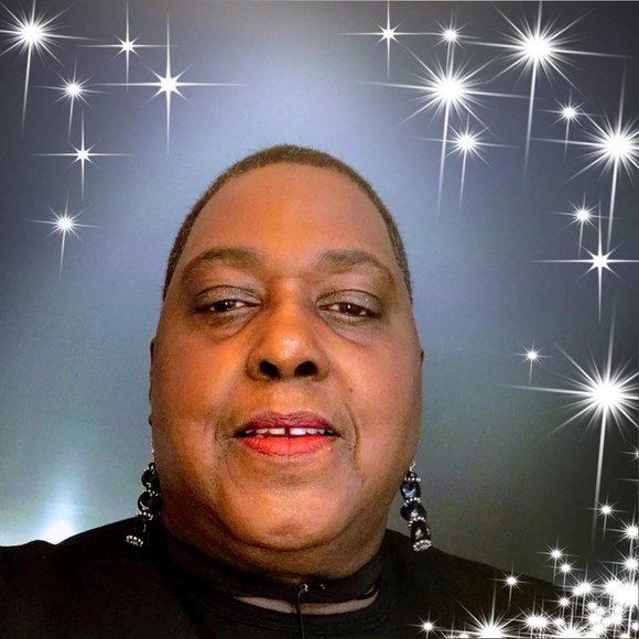 Profile Picture of Felicia Kaigler (@feliciakaigler) on Poshmark