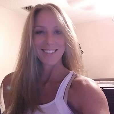 Profile Picture of Anne James (@AnneJamesBits) on Twitter