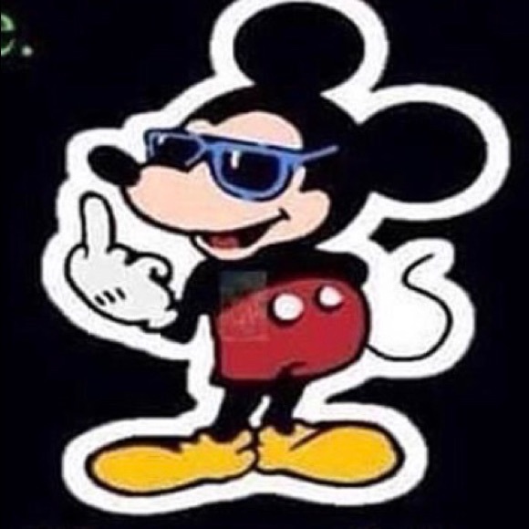 Profile Picture of Timothy Larson (@timmilan15) on Poshmark