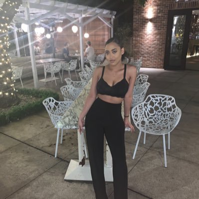 Profile Picture of Evette Foster (@Evettefoster19) on Twitter