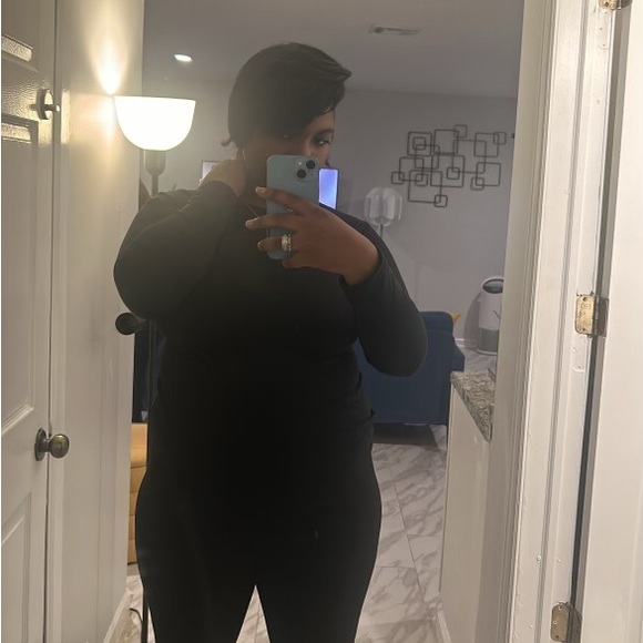 Tasha Moncrief - Poshmark Profile Picture of Tasha Moncrief (@tashamoncrief12) on Poshmark