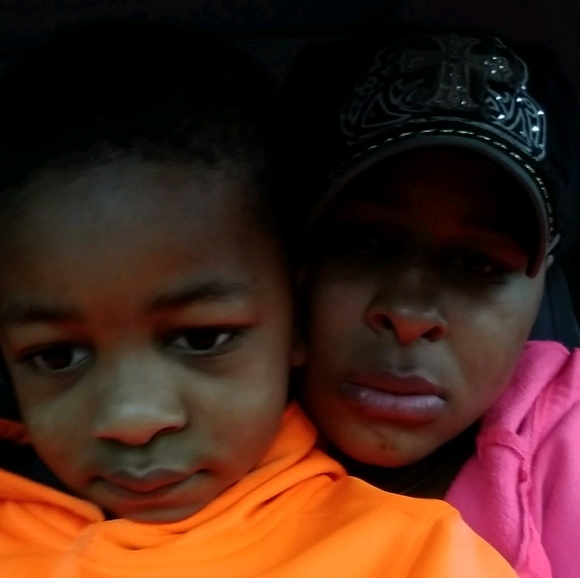 Profile Picture of Ruby Evans (@princess72913) on Poshmark