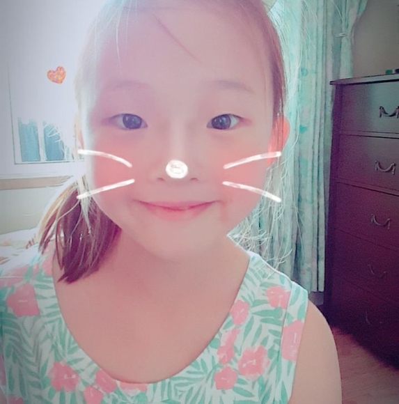 Jueun Lee - Poshmark Profile Picture of Jueun Lee (@lne0715) on Poshmark