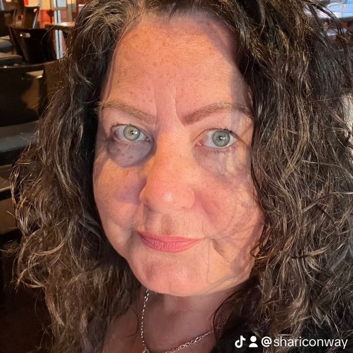 Profile Picture of ShariC (@shariconway) on Tiktok