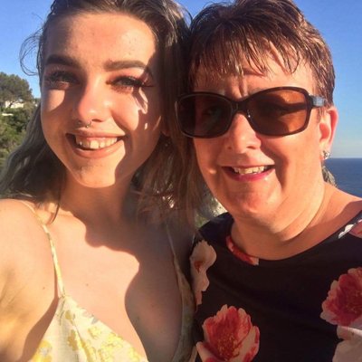 Profile Picture of Joanne Crouch (@joannecattell) on Twitter