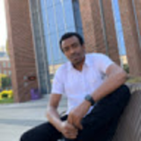 Profile Picture of David Wainaina (@akademikwriters) on Poshmark