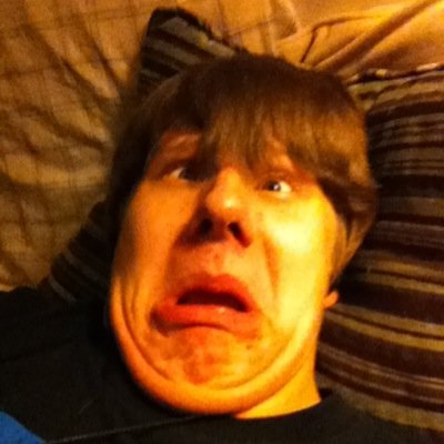 Profile Picture of Michael Nussbaum (@HotDogManOfLove) on Twitter