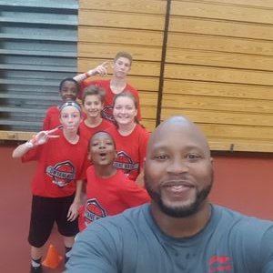 Profile Picture of Vincent Holmes (@MaximizeAcademy) on Twitter