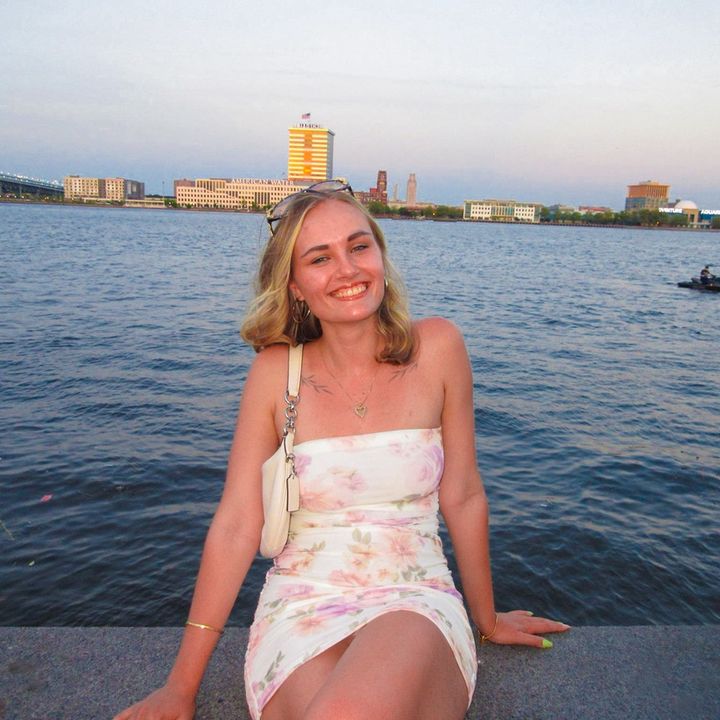 Profile Picture of Marklyne (@marklynew) on Tiktok