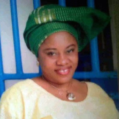 Profile Picture of Sophie  Moses (@Sophgirl4real) on Twitter